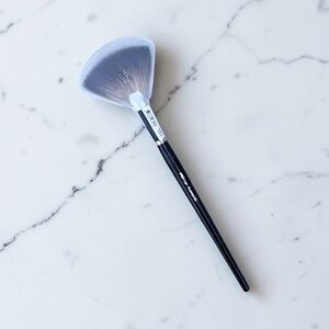 SEPHORA COLLECTION‎ Pro Fan Brush #65  NEW